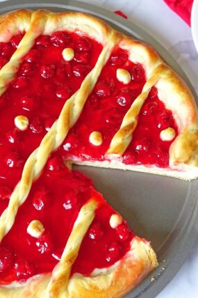 Cherry Pizza Pie: creamy, mixture of cream cheese and canned cherries topping brings out a delicious taste you can’t resist. | olgainthekitchen.com