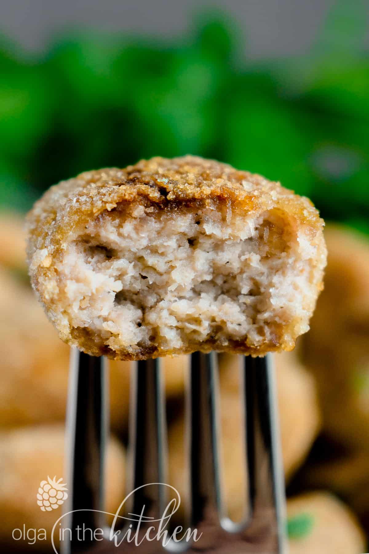 Ukrainian Pork Meatballs (kotlety) are perfectly tender and hearty and you will love that these are oven baked. | olgainthekitchen.com